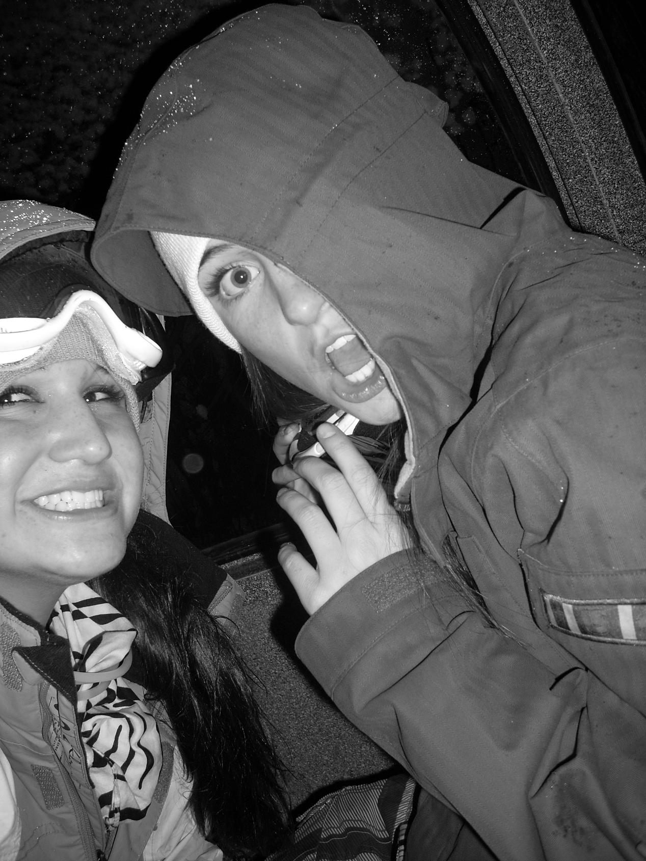 5am skiing....freshies