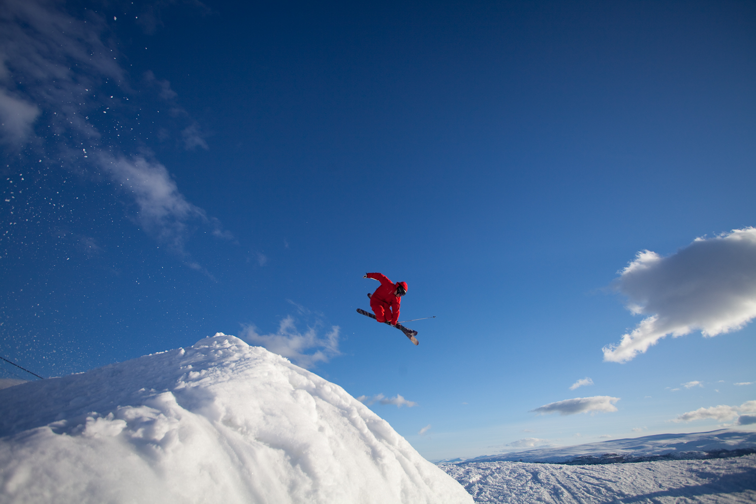 5er grabbing my skis