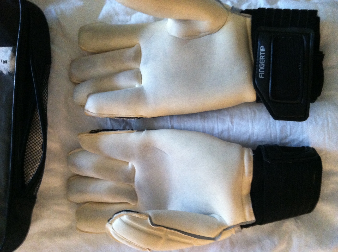 Adidas Response Fingertip