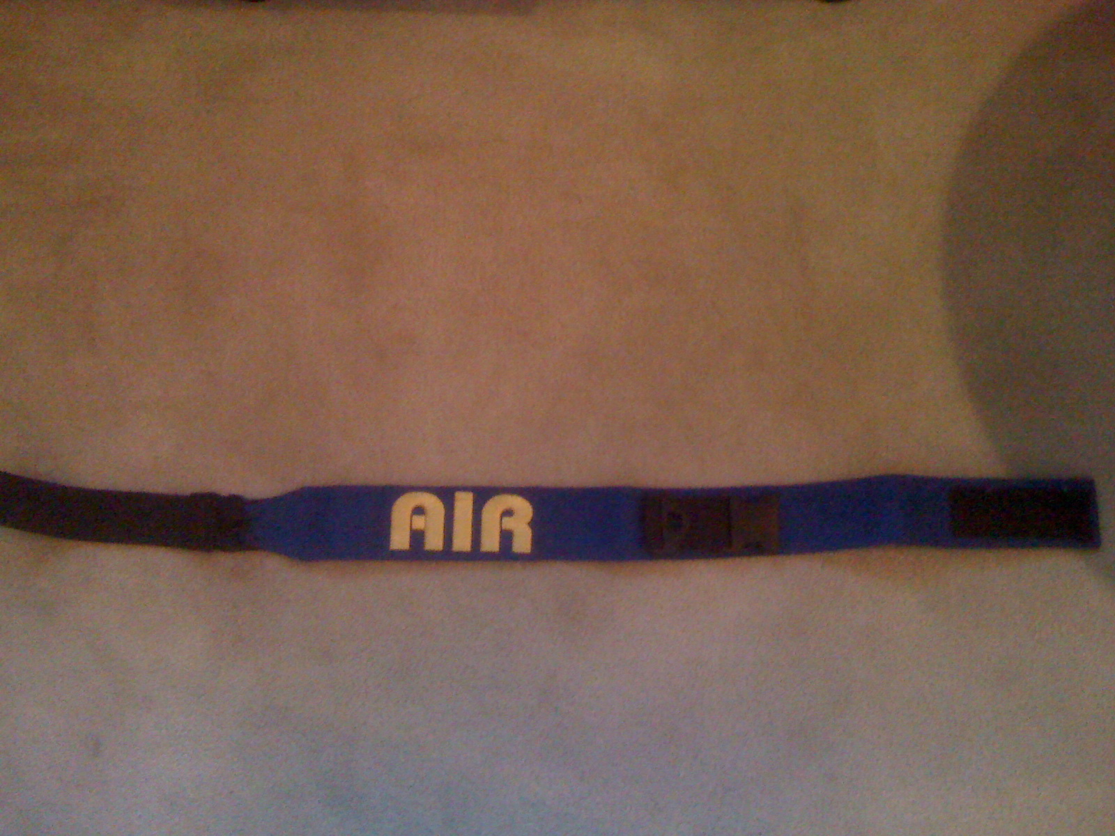 Airblaster leash to leg thing