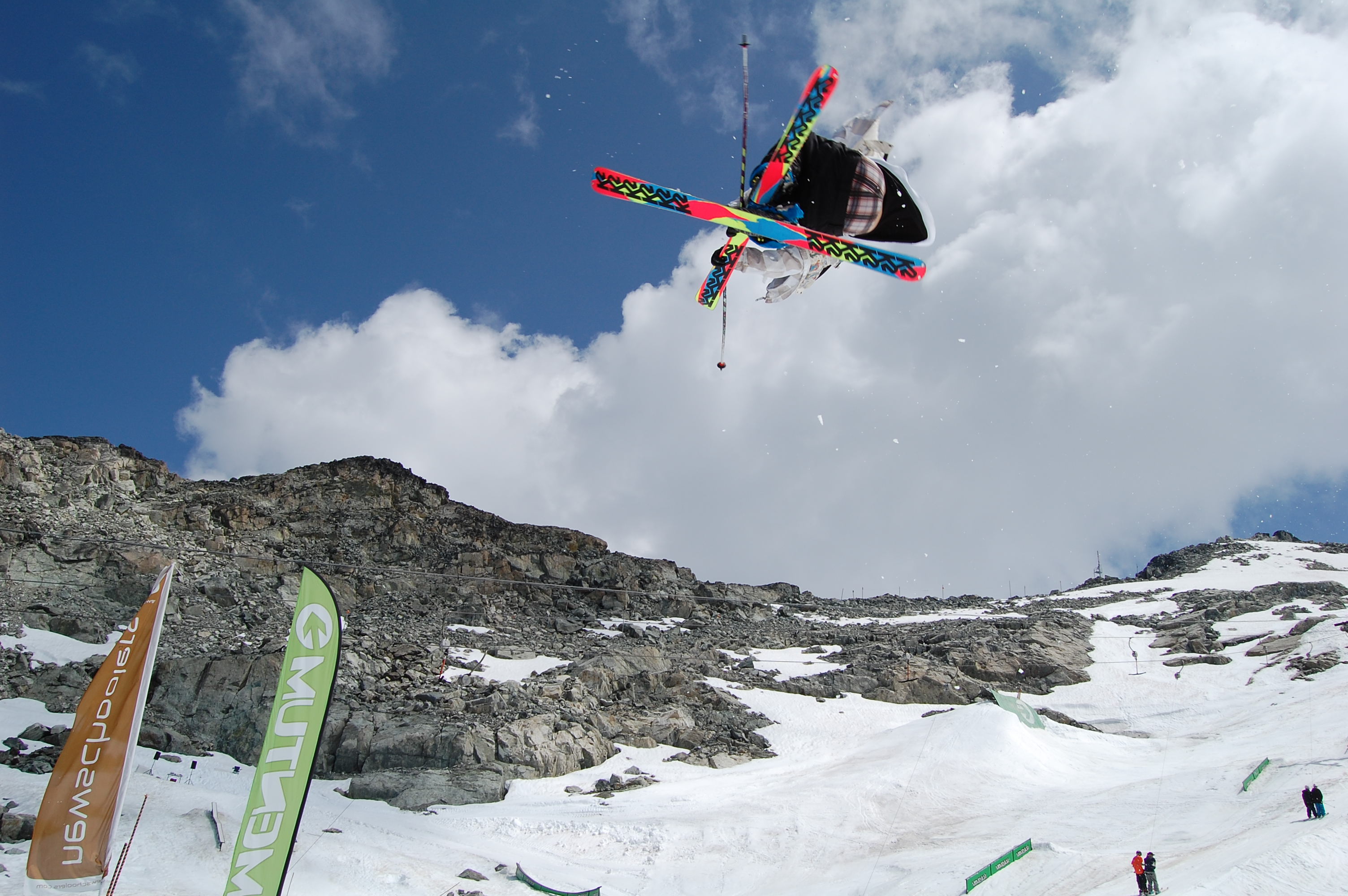 Alex Mochan At Momentum