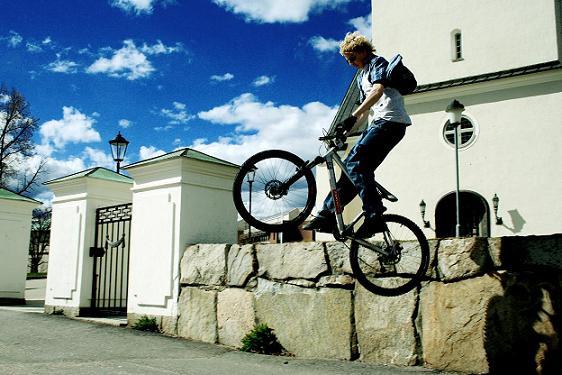 And then drop the wall (bike)