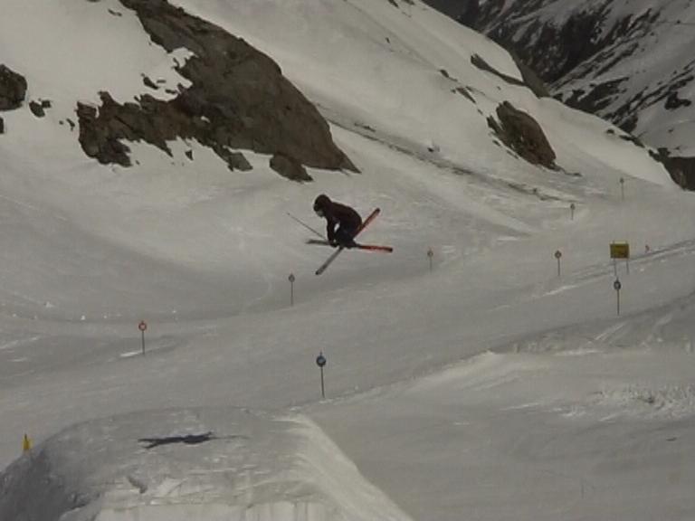 another 450 mute on hip!