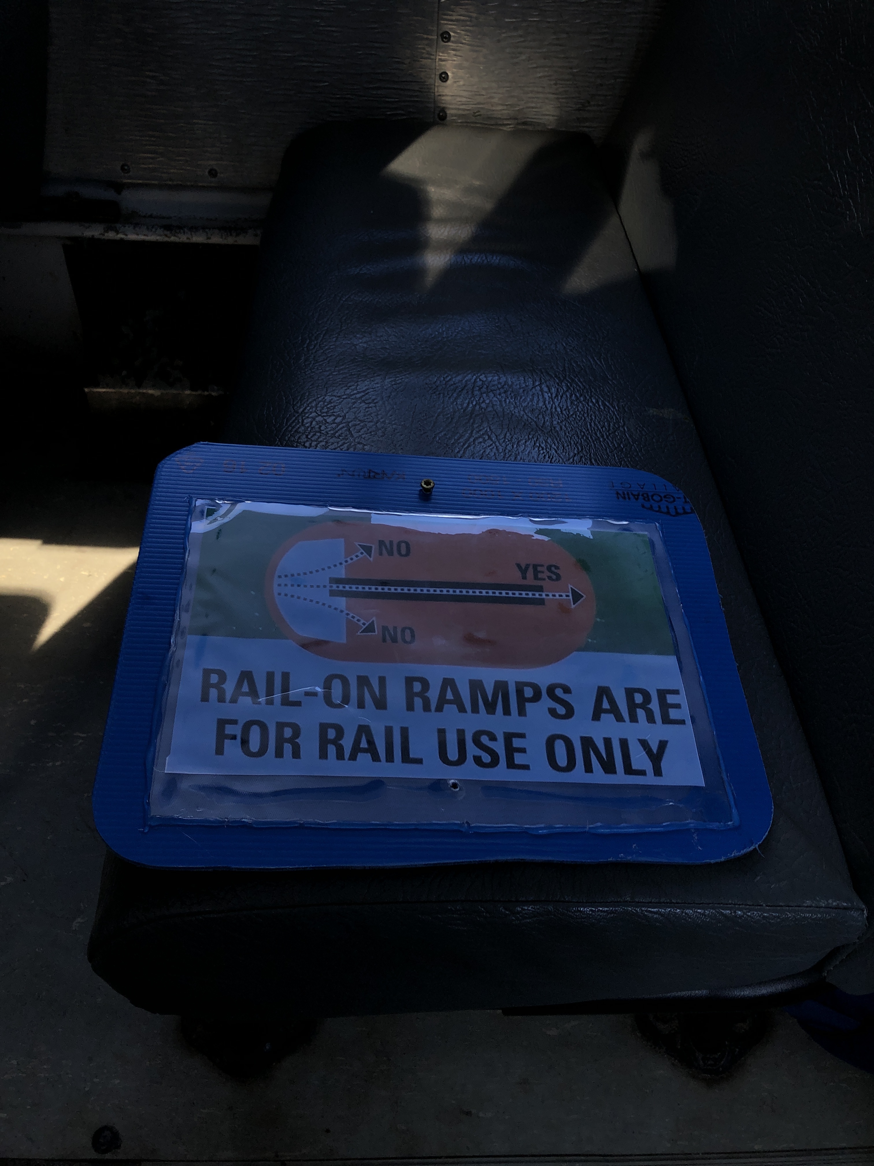 Anybody know where to get this type of park sign 