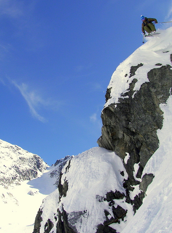 April skeeeiiiiingggg