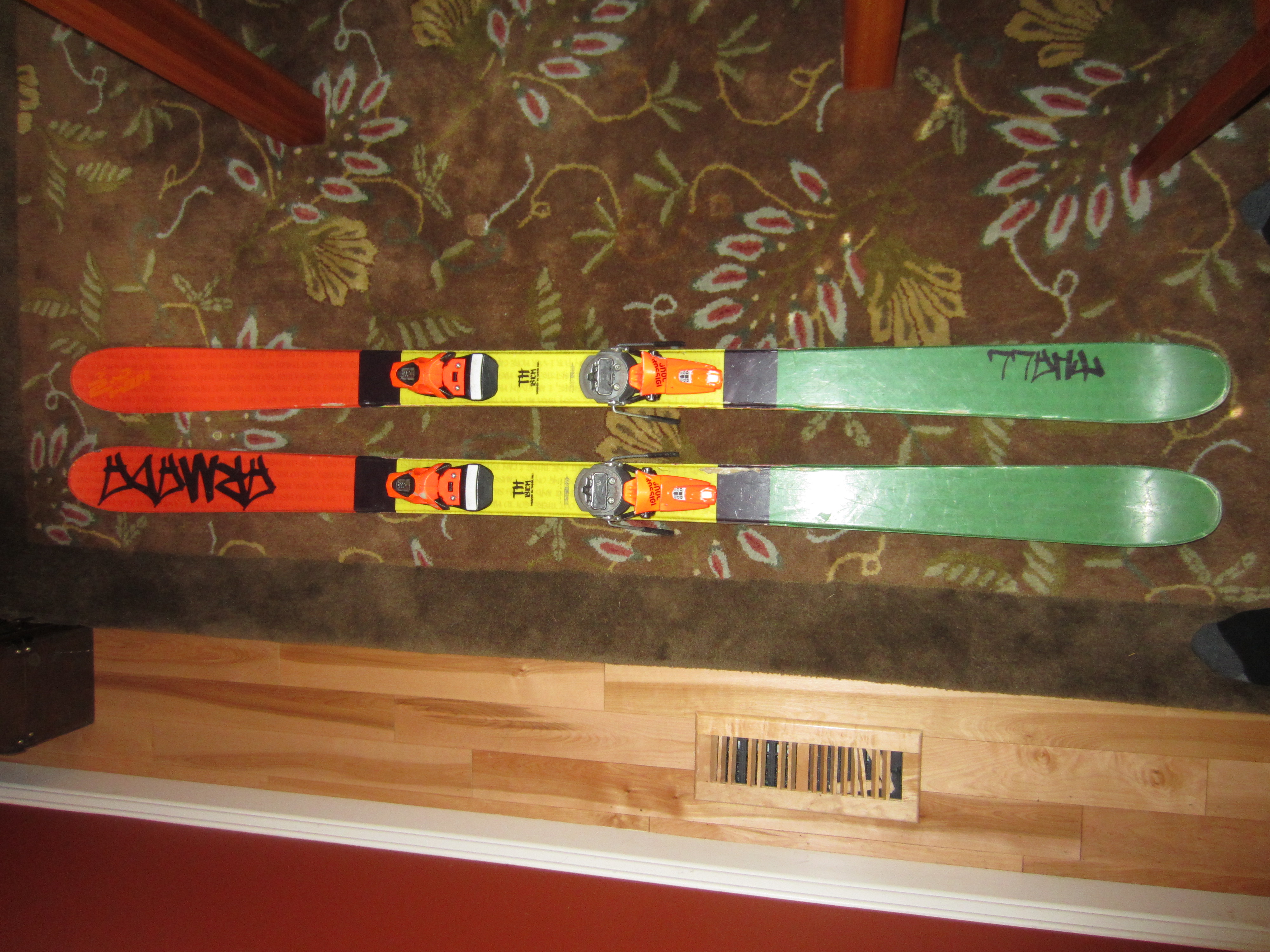 Armada T-Halls 181 FKS