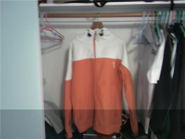 Armada zip hoodie size L