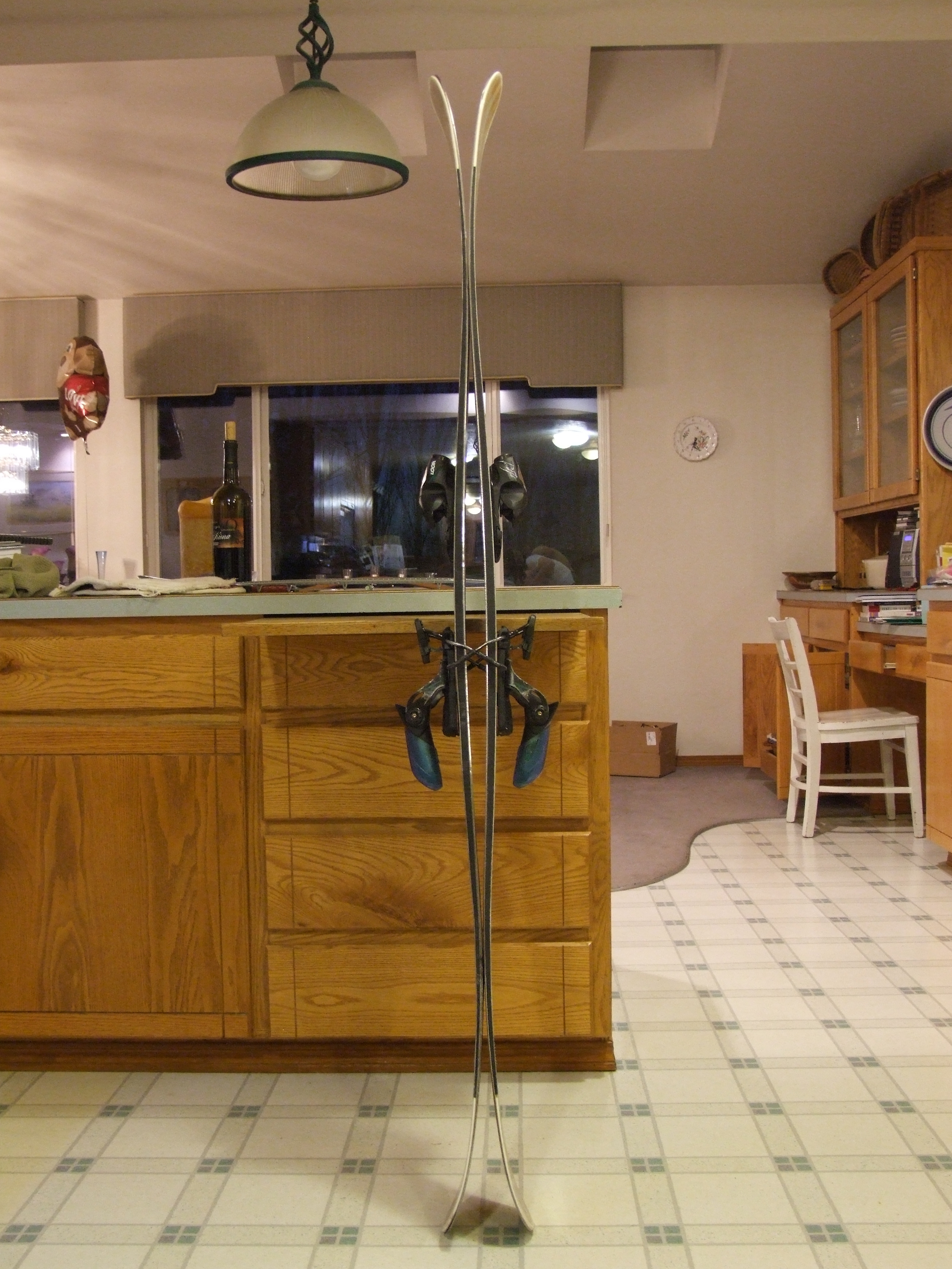 ARTificial. Ski Company