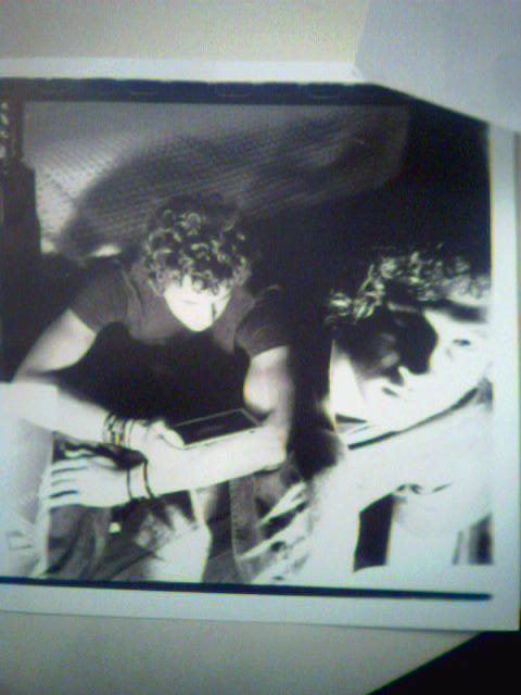 artsy fartsy black and white