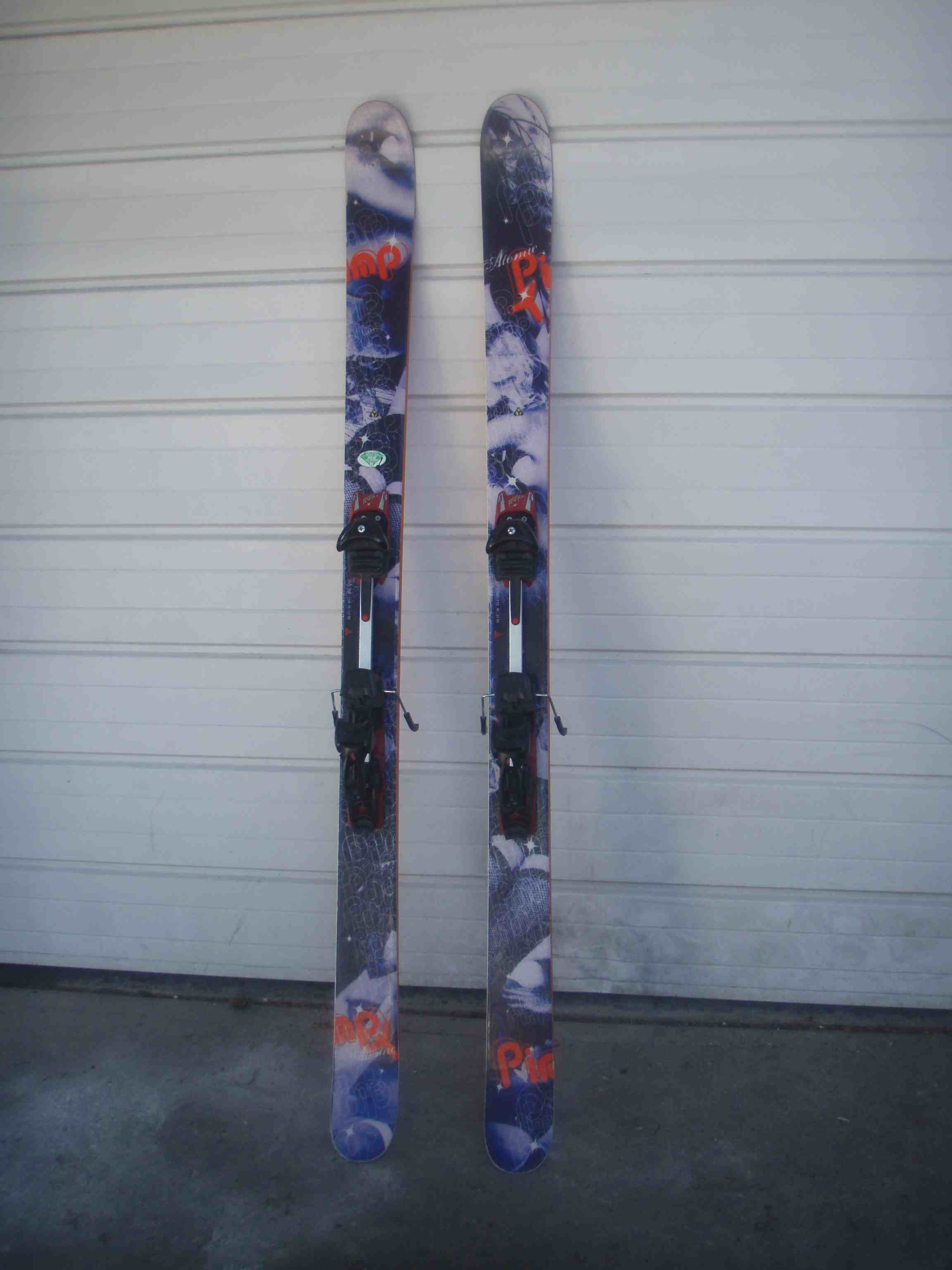 Atomic Pimp 186cm tops