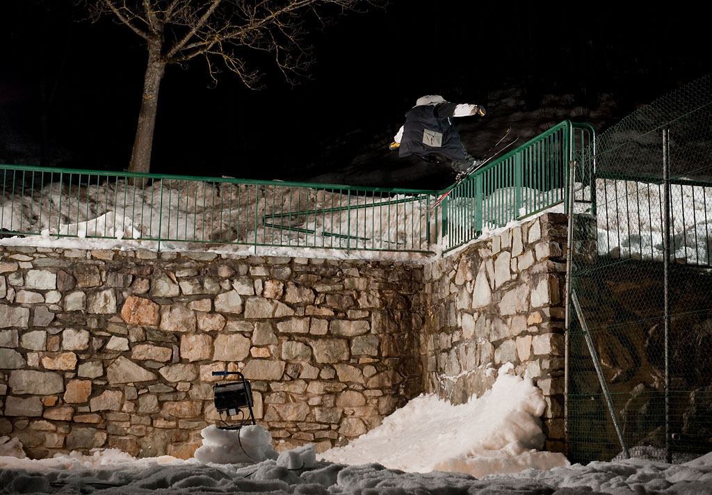 B-dog technical kink rail to drop