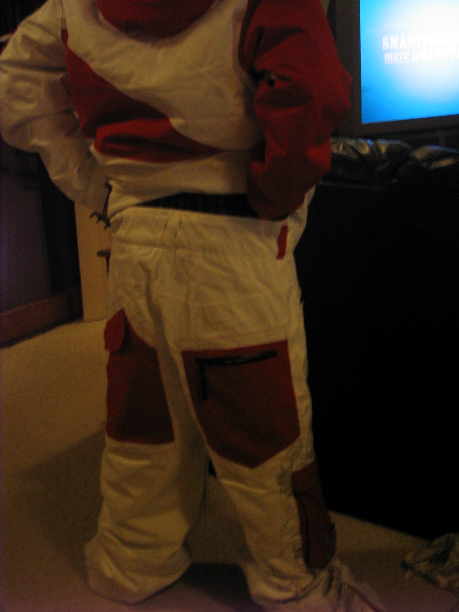 Back pockets (no sagging)