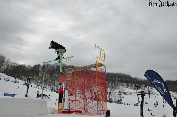 Backside 900 mute grab