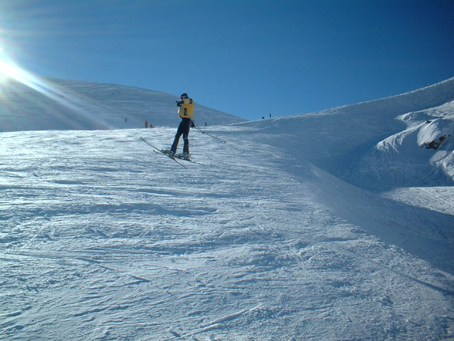 badass 90s robot air