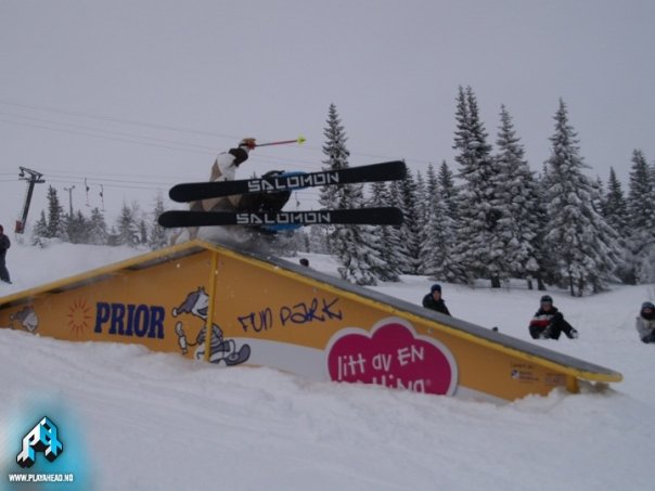 Bail on box