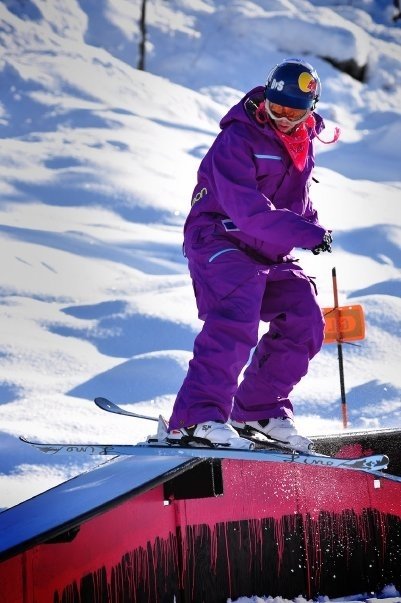 Barney the Purple Dinosaur...errr...skiing?