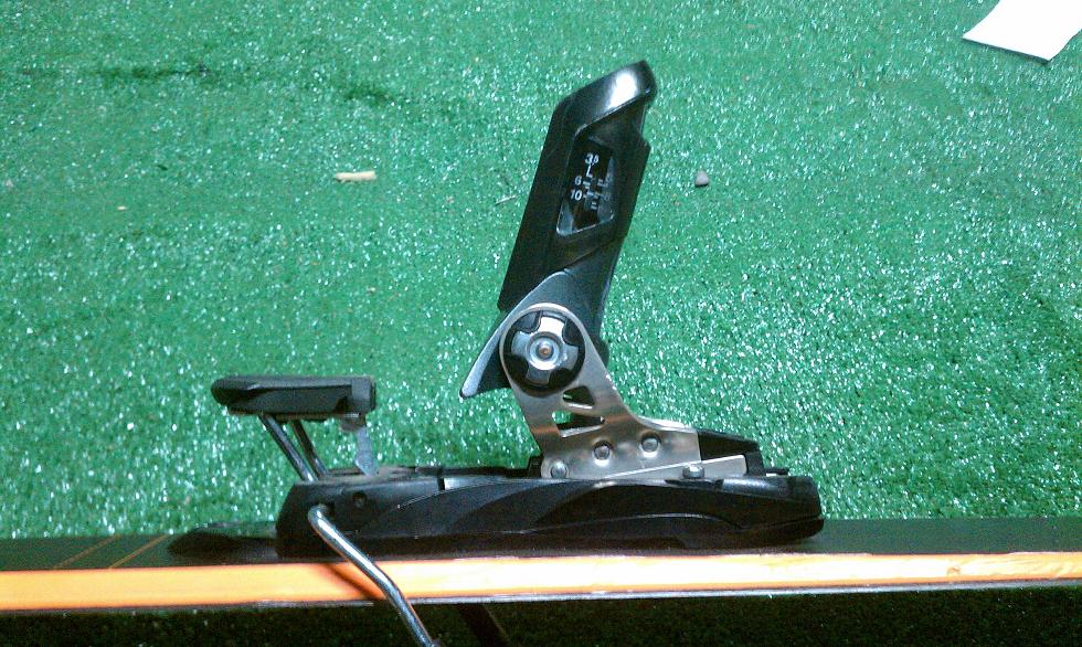 BC182 Binding Rear