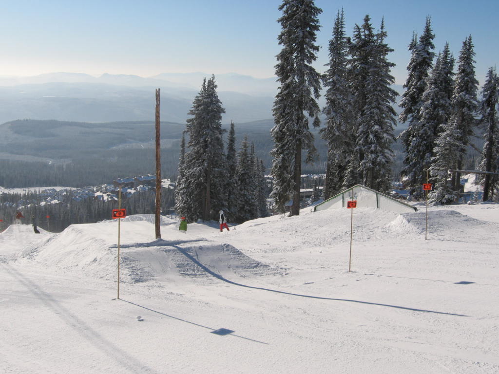 Big flat box bonk and air on A frame rail