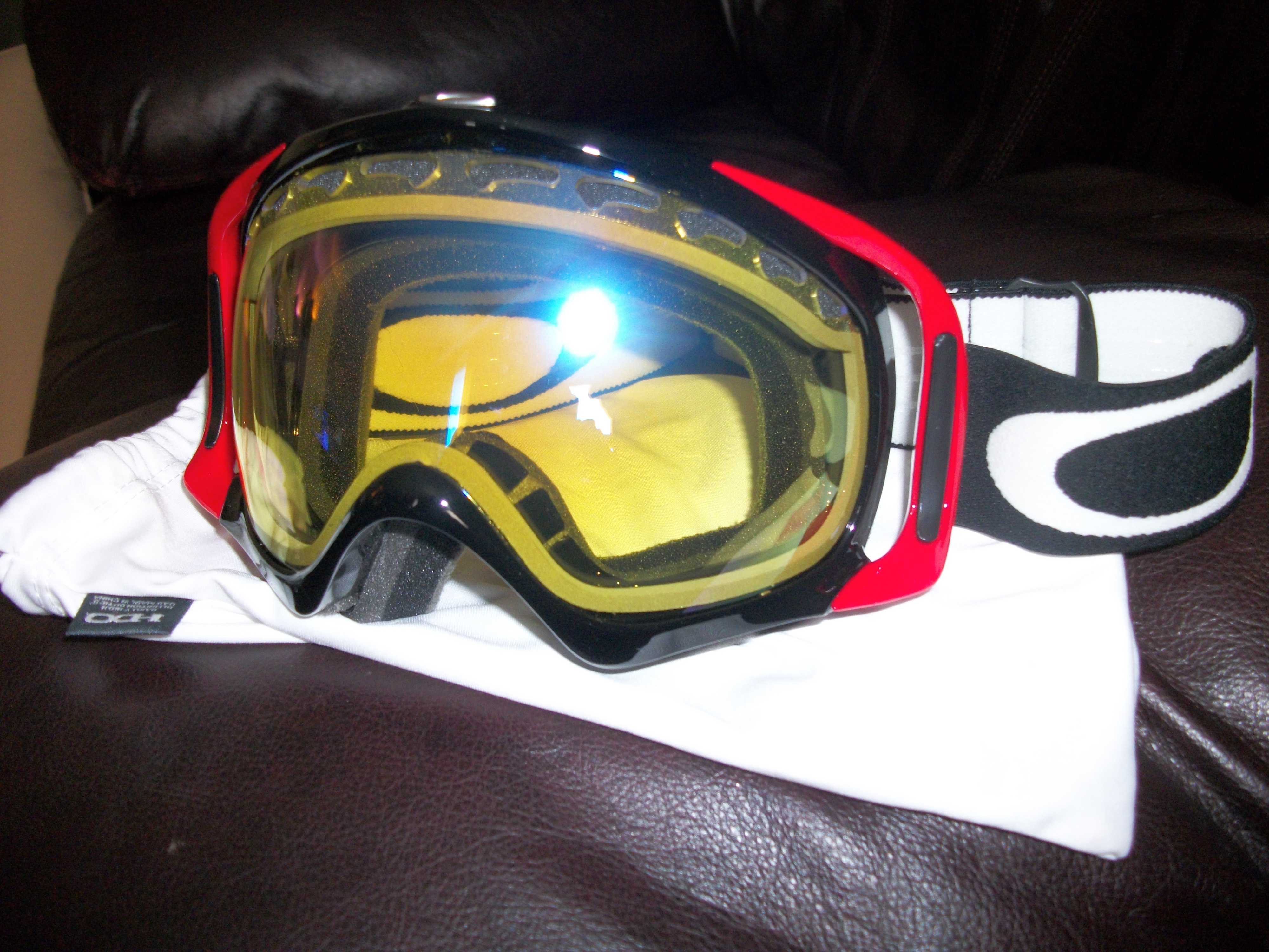 Black/Red C-Bars w/ HI Yellow