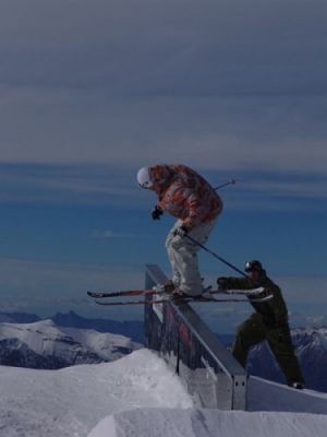 Boardslide on the rail.