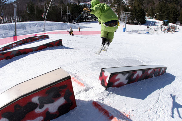 Box gap...up flat to a down box