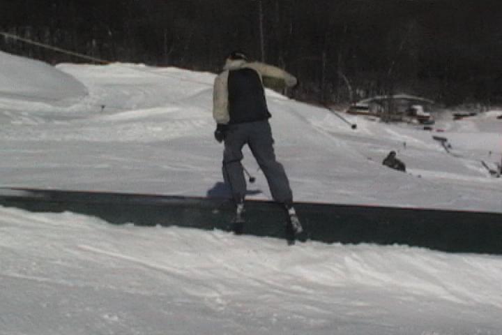 Box ledge slide