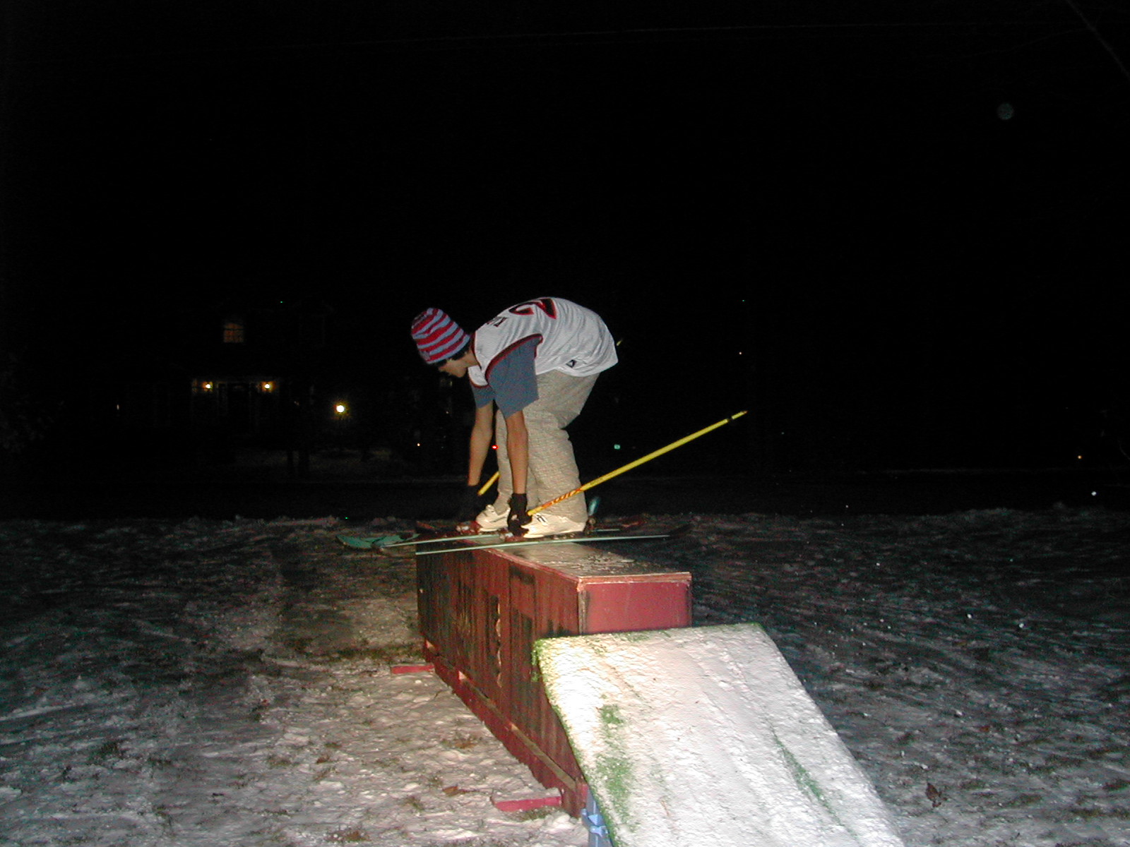 Box with bindings grab