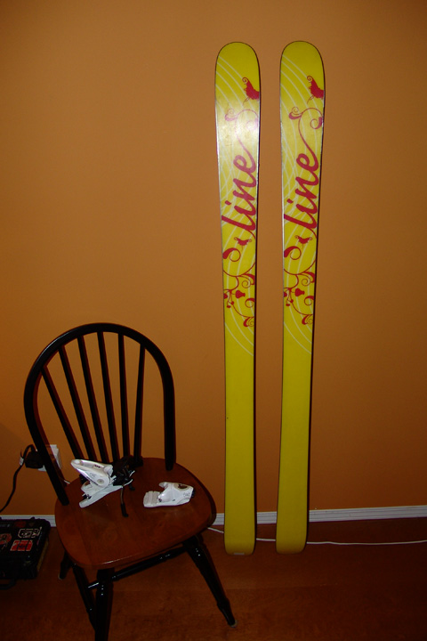 Brand new 05-06 Line Celebrity w new rossi axium scratch binding backs