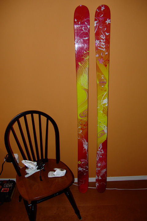 Brand new 05-06 Line Celebrity w new rossi axium scratch binding close