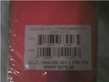 Brand new skis - 2 of 3