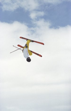 Brent Abrahms does a underflip liu kain