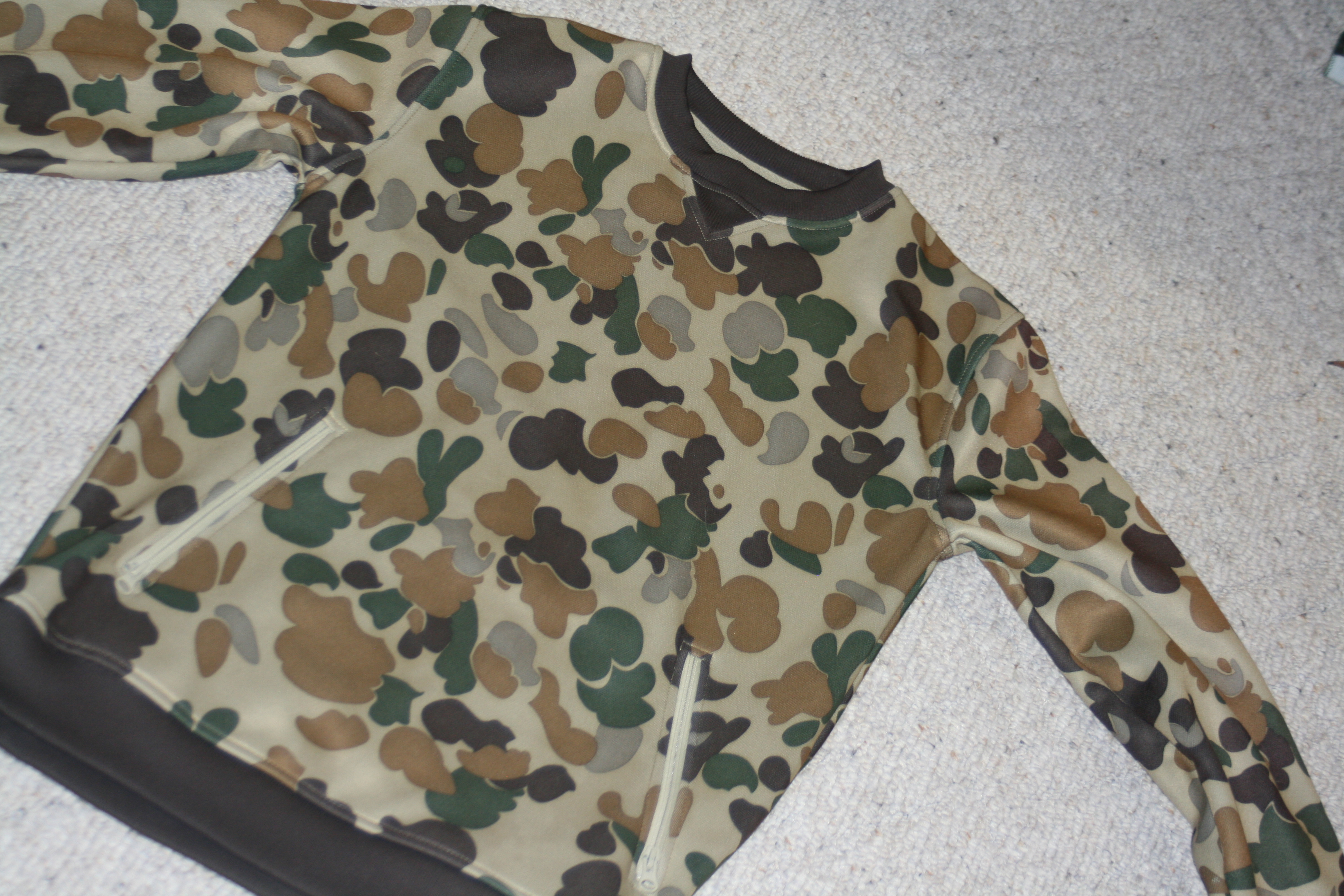 burton camo crewneck 2