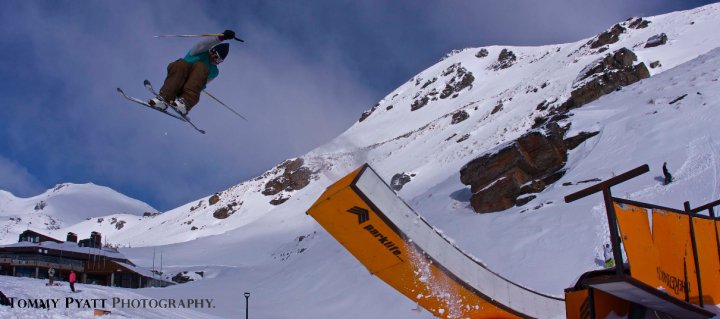 C-box jib