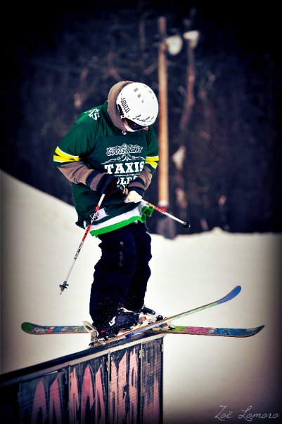 Cascade rail jam
