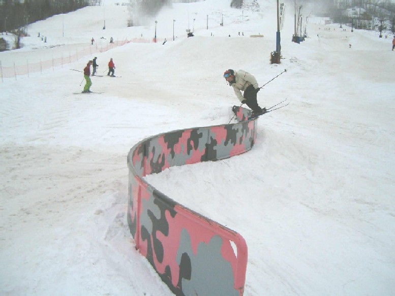 Charles S Rail @ Blue