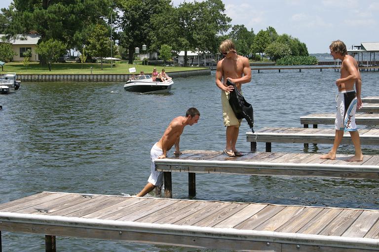 chillen in the marina