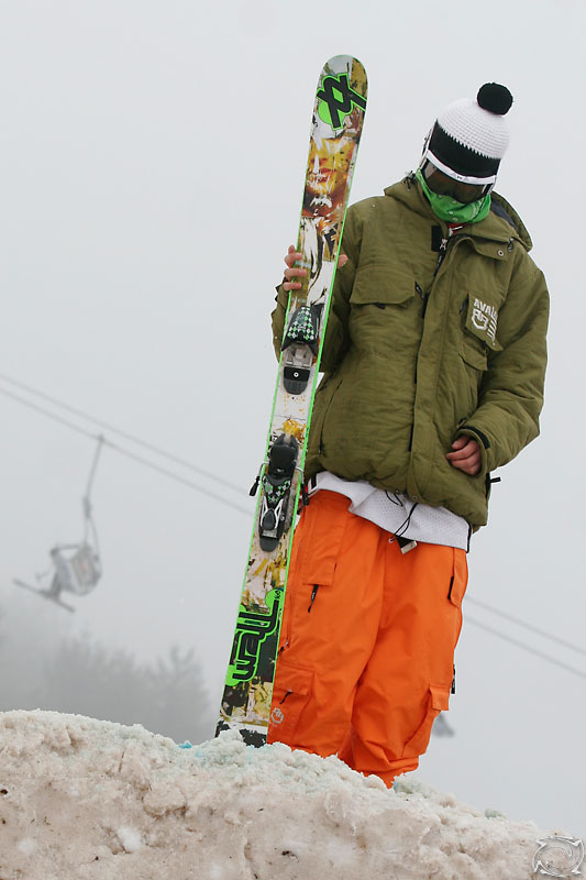 Chillin' with crashed elbow tarn