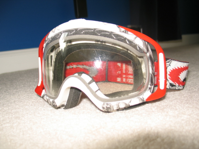 Clear lens red riggers seth frame