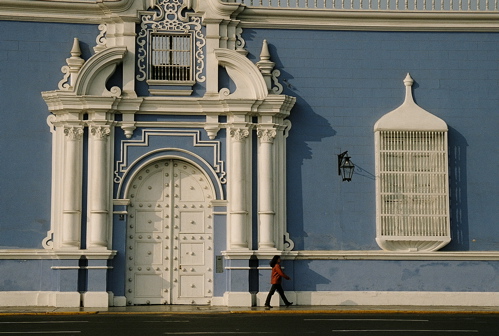 colonial trujillo at sun downish, bitches