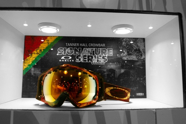 Colorsplash T-Hall 09 Oakley Goggles