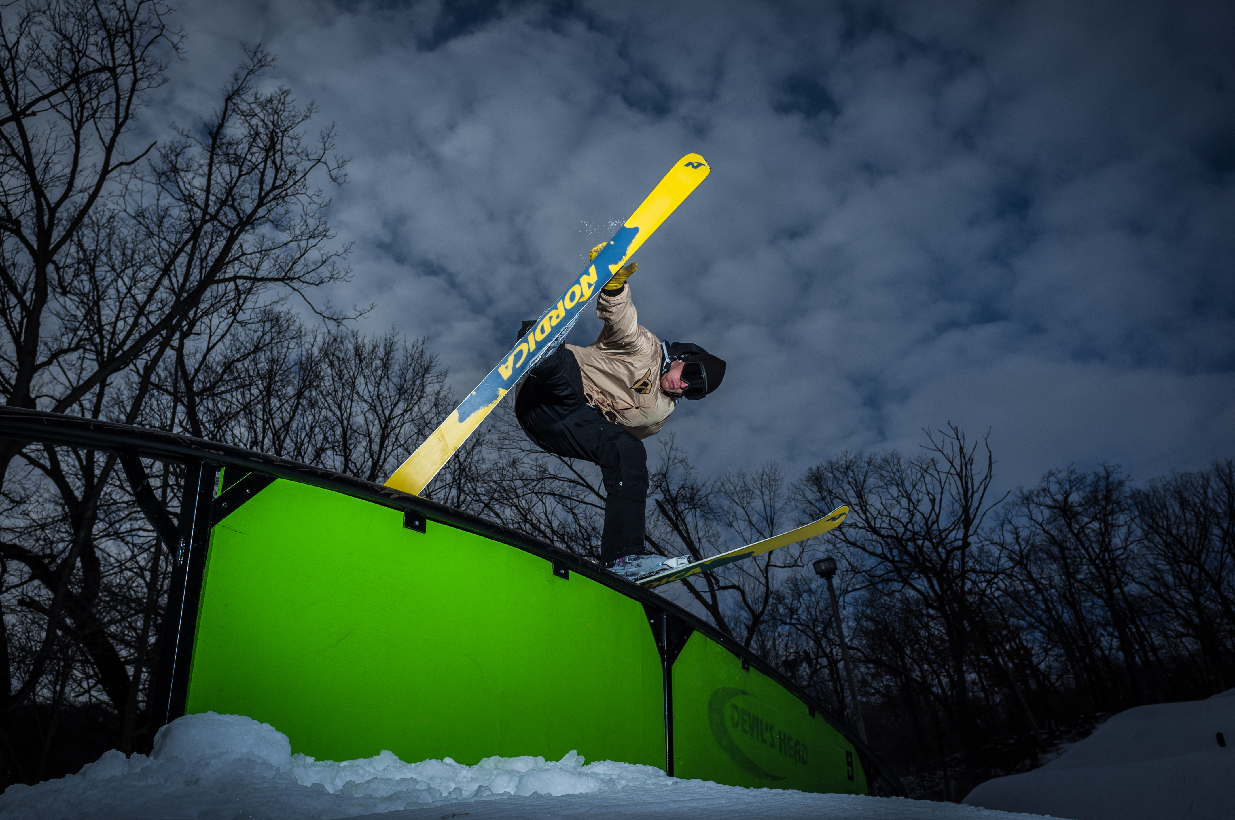 Conner Ross - Devils Head - One Foot 