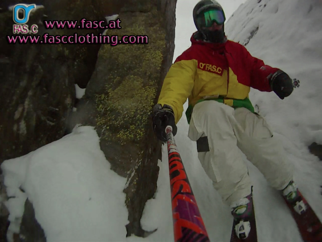 Conor Pelton making a very tight squeeze