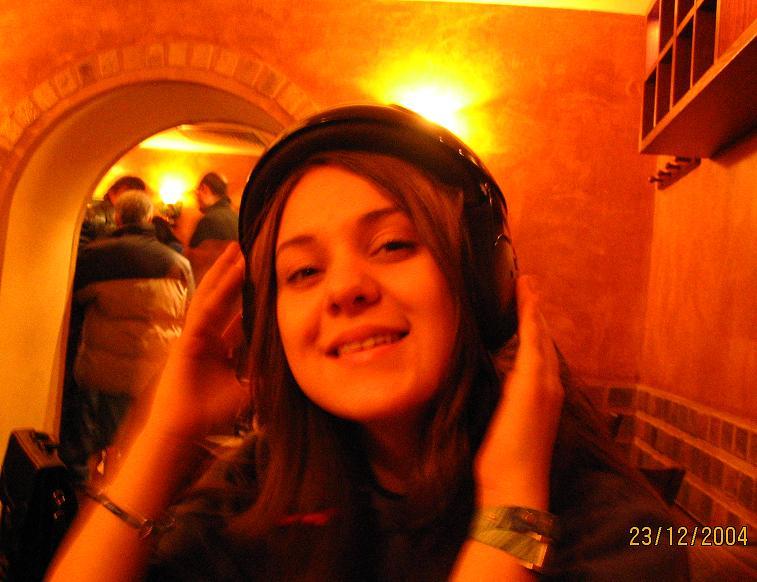 couldn't wait to put on my new helmet:}