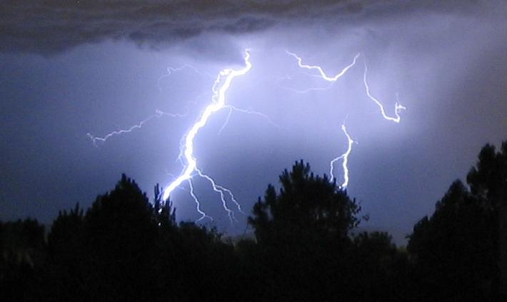 Crazy lightning numero tres