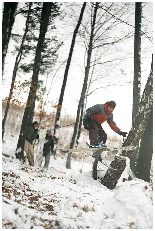 Cut a wood be warring the Balls