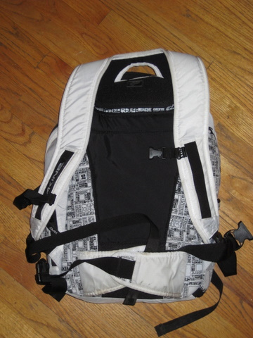 Dakine Mission 2