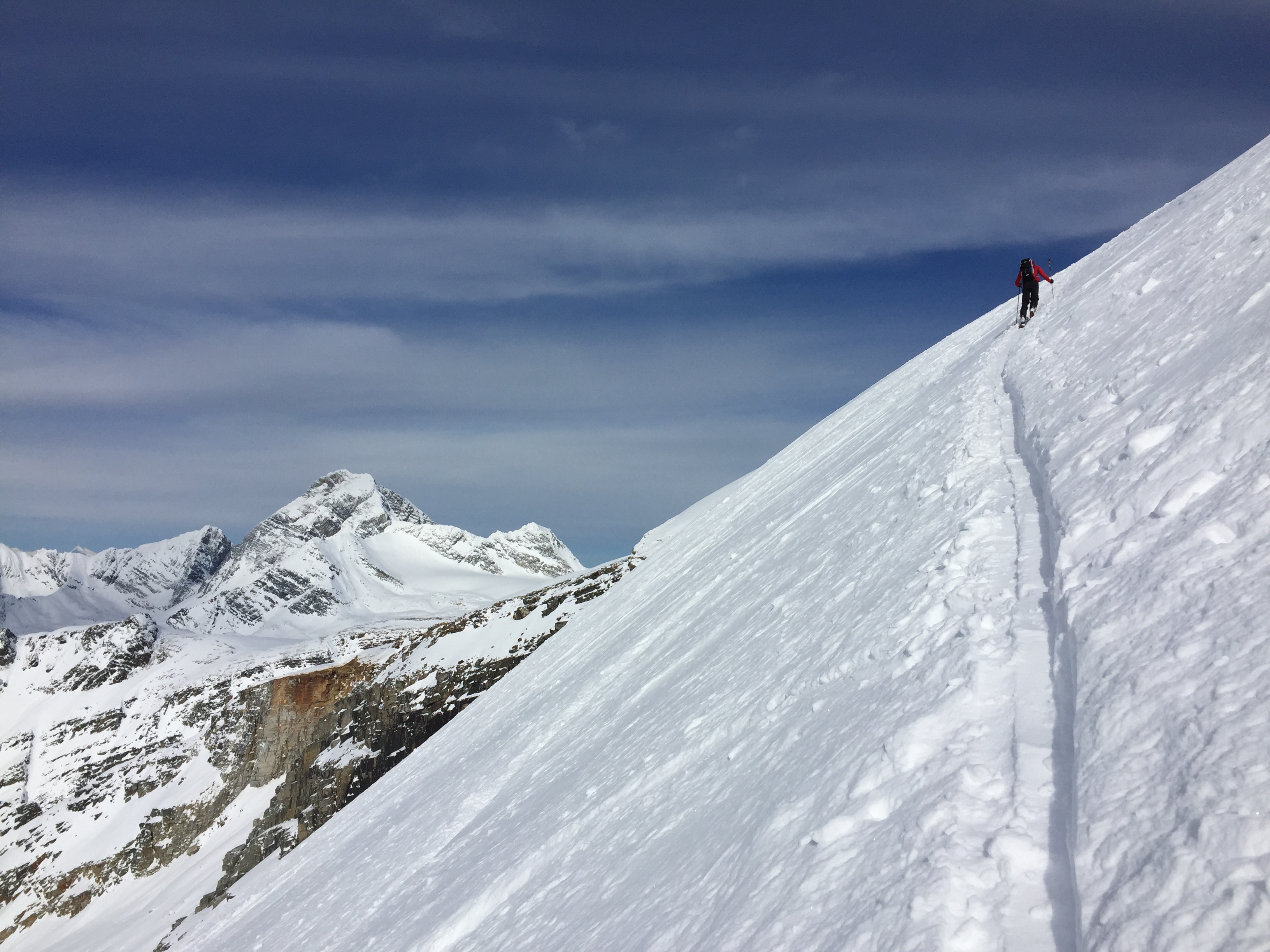 damn canadians and their 45 degree skintracks