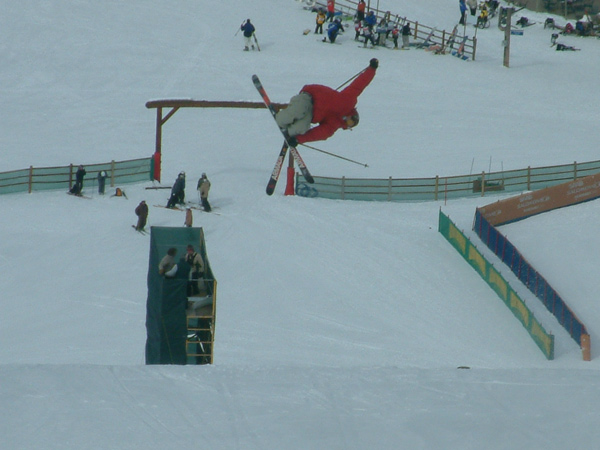 Dan Kiesel shwoing what steeze is