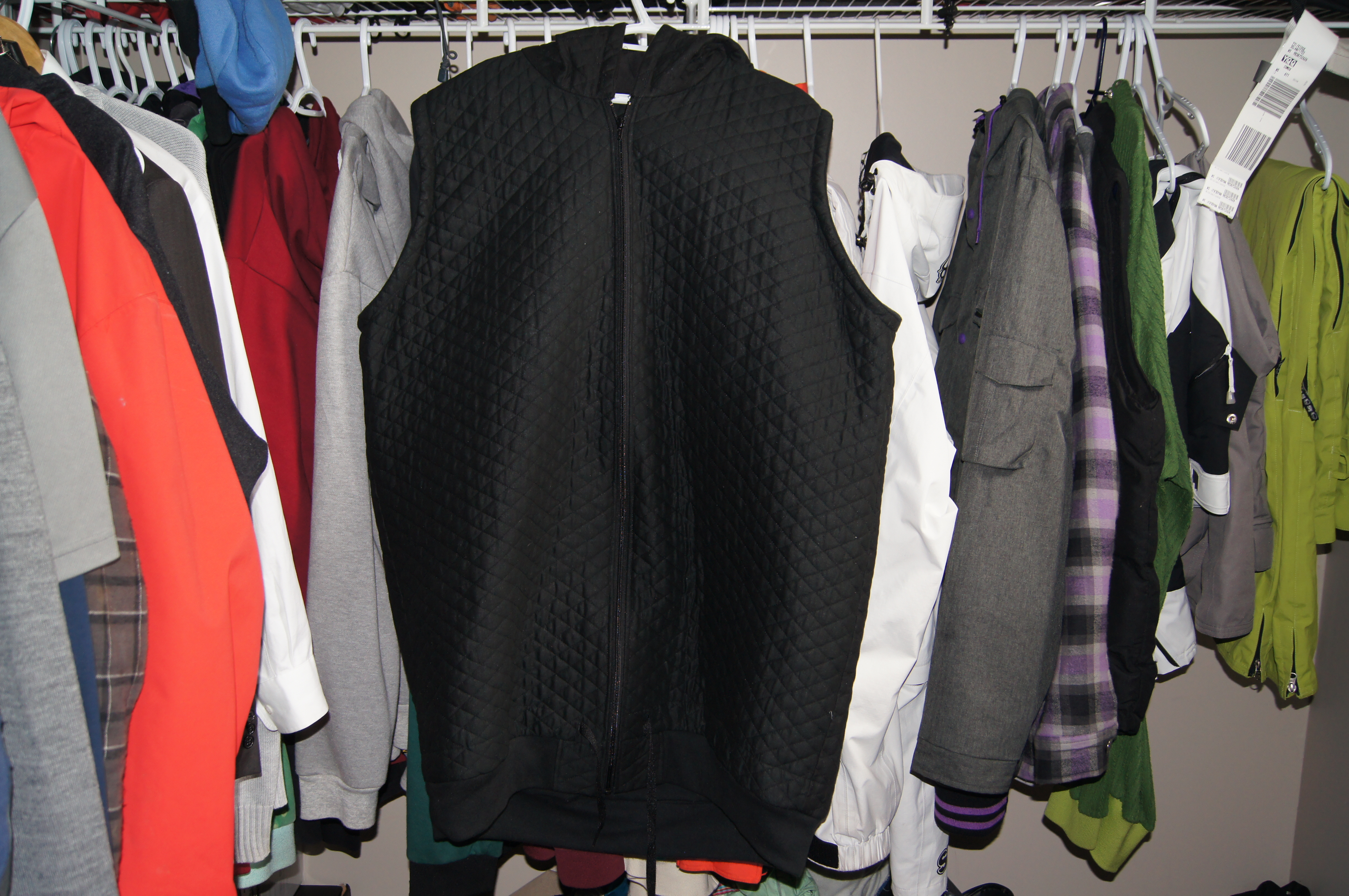 DANE TUDOR STYLE VEST 