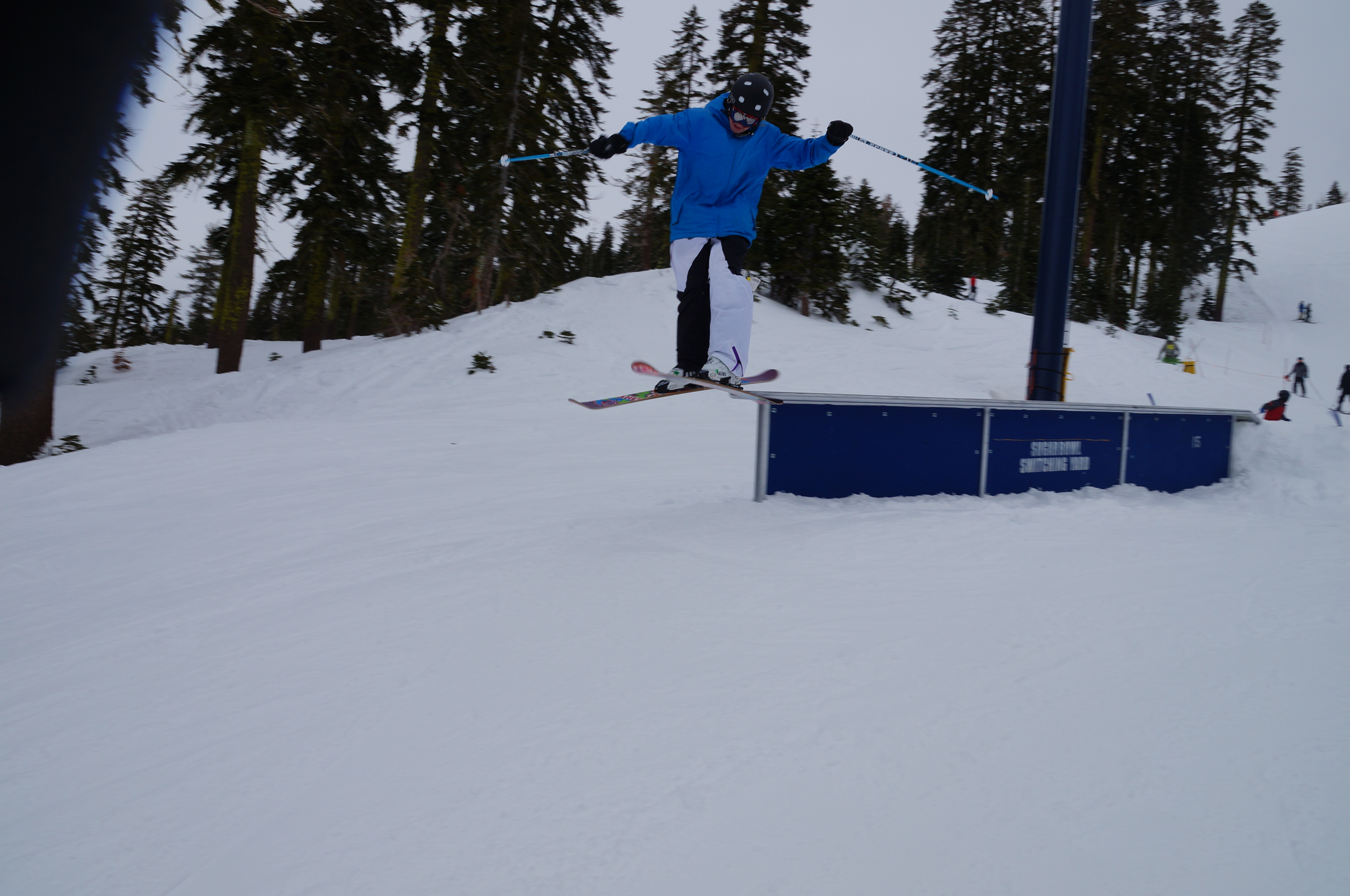 Daniel Jones rail slide